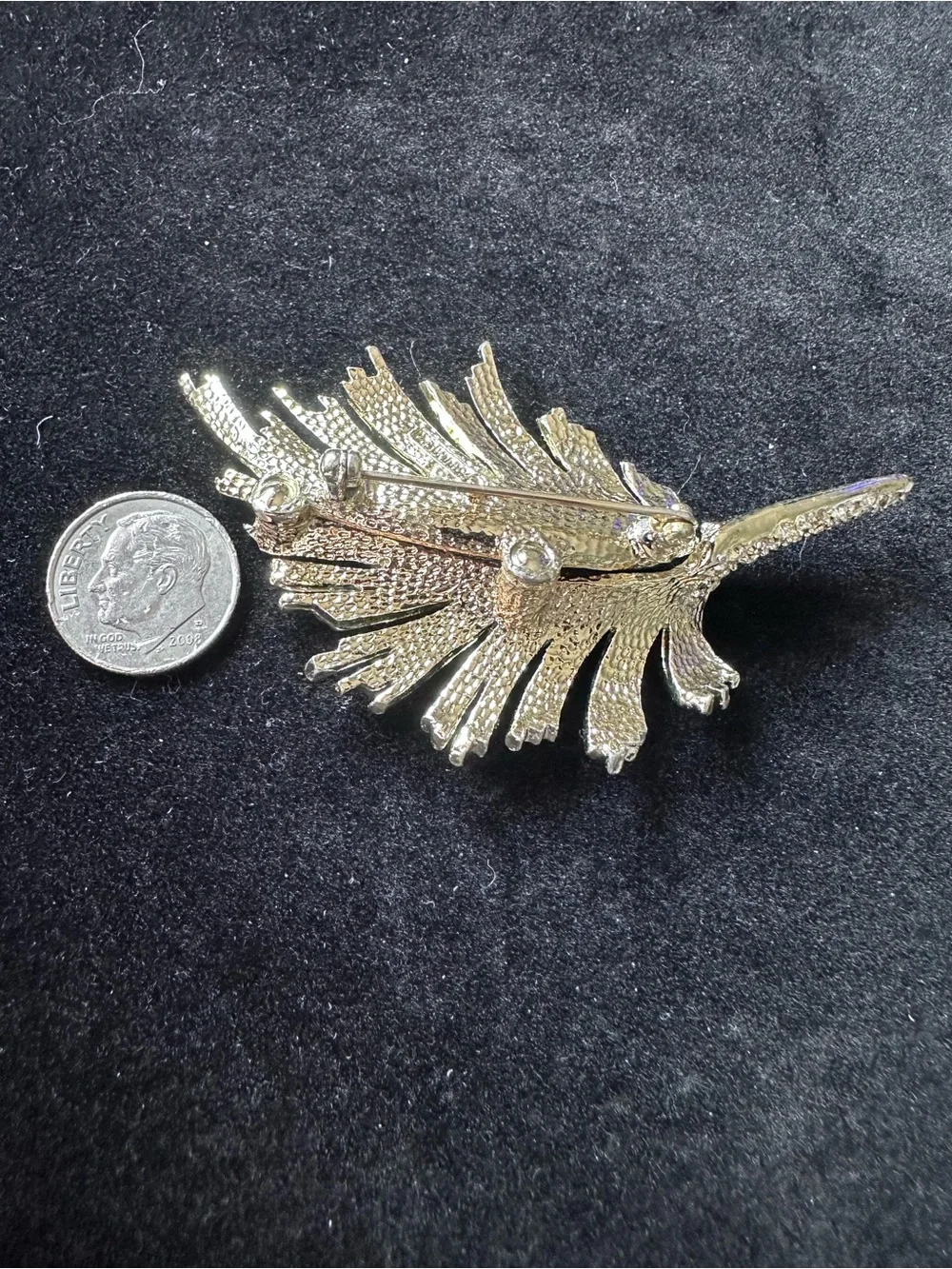 506- Gold Feather Brooch